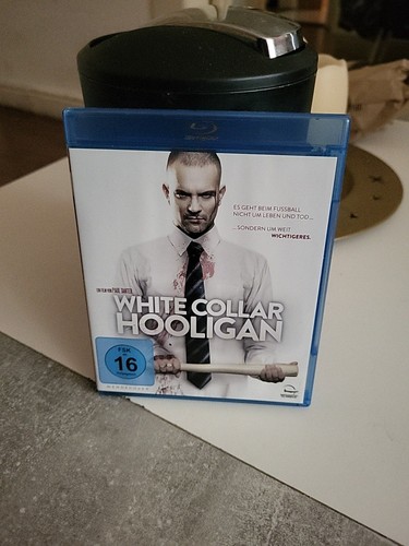 White collar hooligan blu - white,